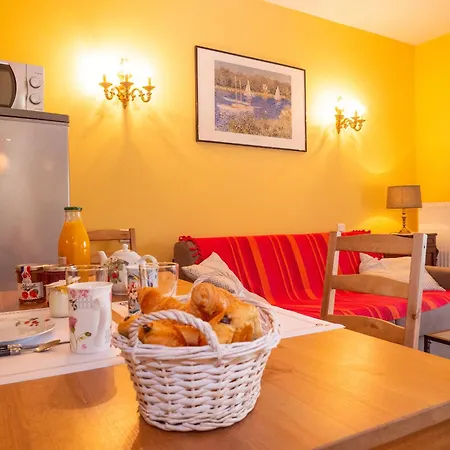 Gites Et Roulottes Au Domaine De La Trille Sainte-Foi Kamer foto