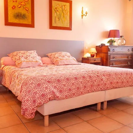 Gites Et Roulottes Au Domaine De La Trille Sainte-Foi Kamer foto