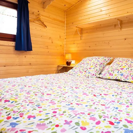 Gites Et Roulottes Au Domaine De La Trille Sainte-Foi Kamer foto