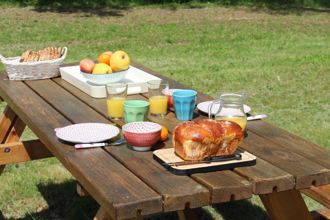 Agroturismo Et Roulottes Au Domaine De La Trille *